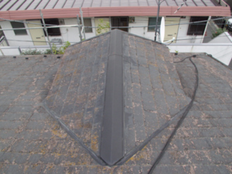 劣化が進行しているドーマー屋根